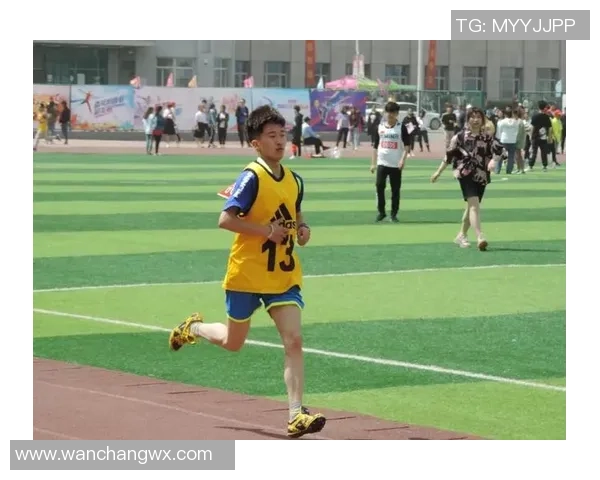 陈丽专访：从绿茵场到人生舞台的足球旅程回顾与感悟