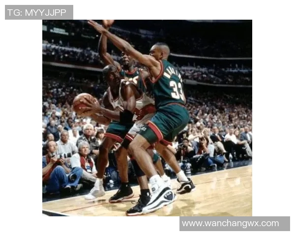 深圳篮球队包夹战术分析与成效评估探讨